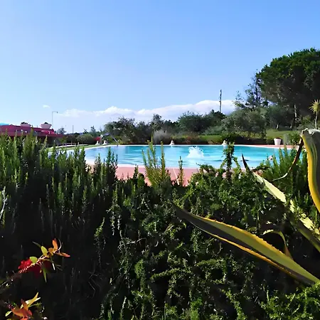 View With Pool كاسْتيلونْشيلّو