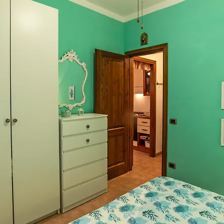 View With Pool Castiglioncello